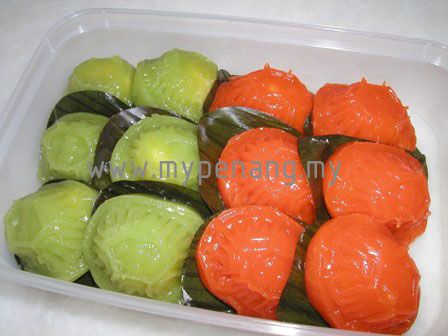 Ang Koo kueh (Nyonya Kueh)