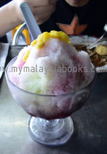 ais kachang or ais batu campur